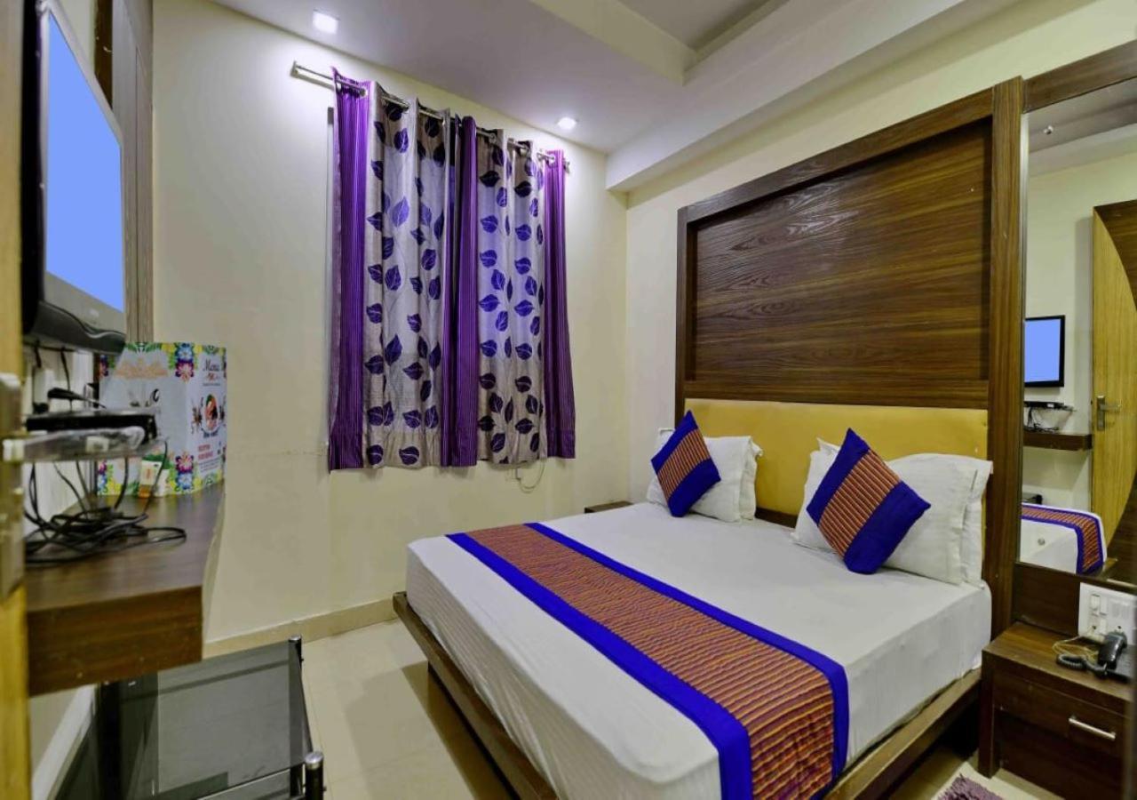 Hotel International Neelam Near New Delhi Railway Station Buitenkant foto
