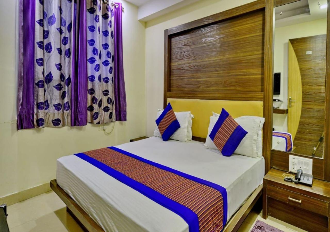 Hotel International Neelam Near New Delhi Railway Station Buitenkant foto