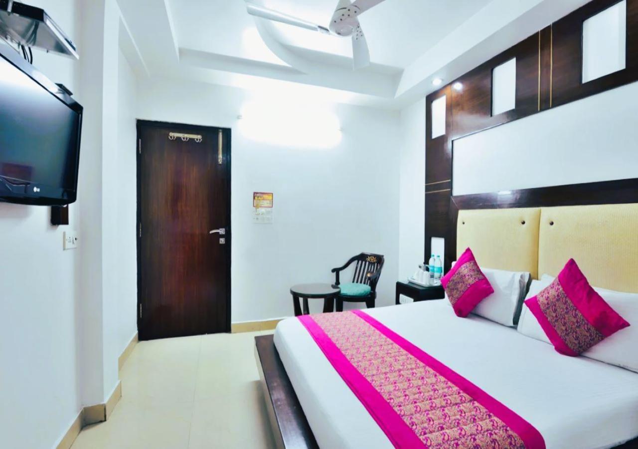 Hotel International Neelam Near New Delhi Railway Station Buitenkant foto