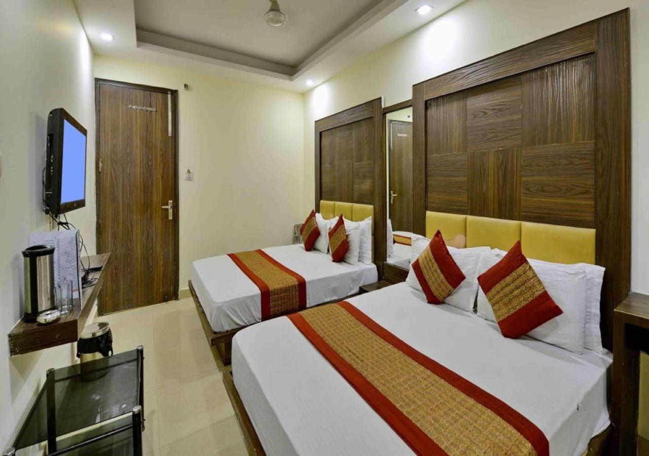 Hotel International Neelam Near New Delhi Railway Station Buitenkant foto