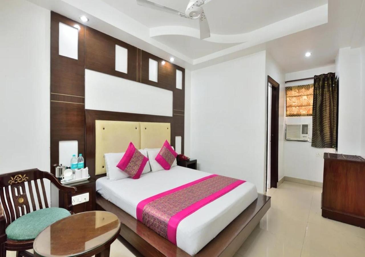 Hotel International Neelam Near New Delhi Railway Station Buitenkant foto