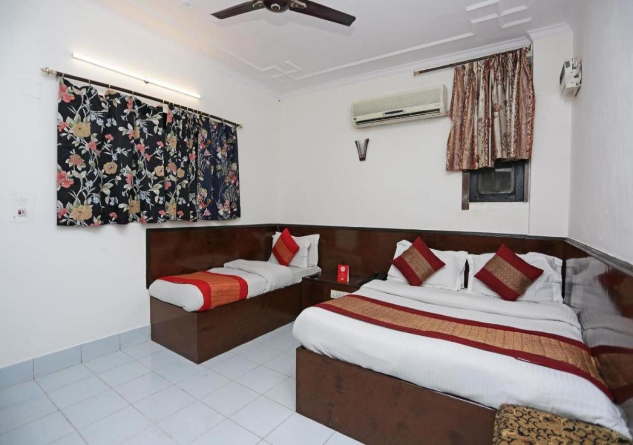 Hotel International Neelam Near New Delhi Railway Station Buitenkant foto