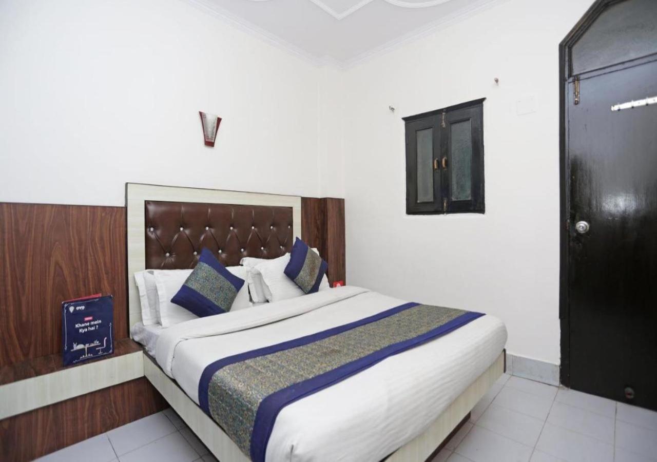 Hotel International Neelam Near New Delhi Railway Station Buitenkant foto